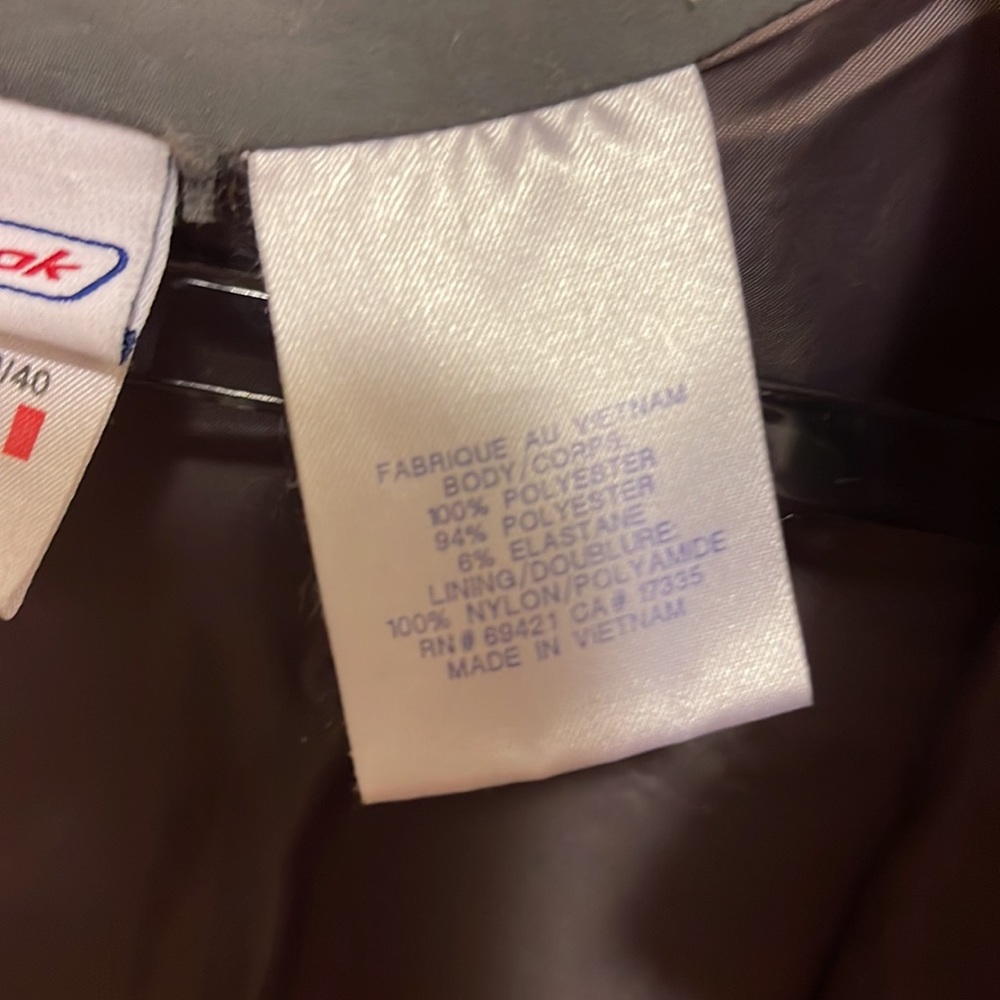 Reebok jacket size M - Picture 8 of 8